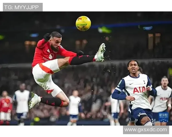 精彩对决日利物浦与热刺视频回顾全场精彩瞬间与战术分析