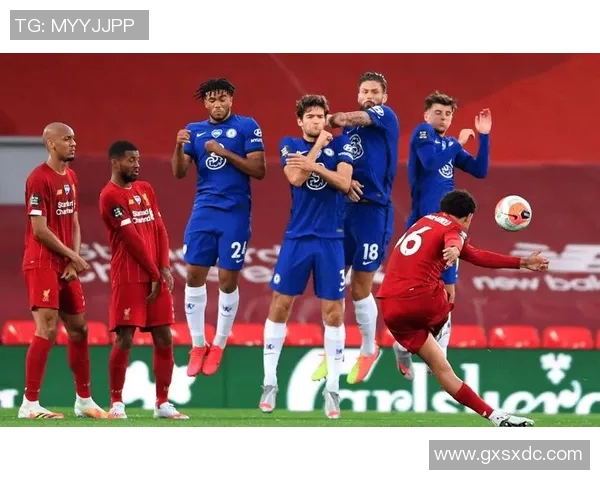 利物浦与切尔西对决谁将夺得本赛季英超冠军的最终预测分析